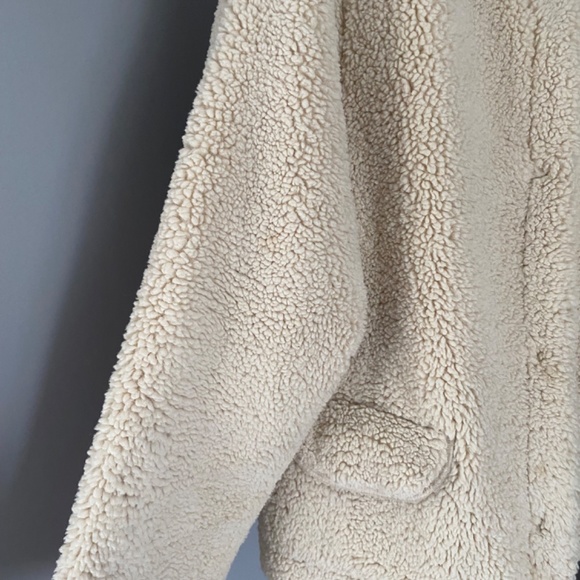 Faux fur Sherpa jacket - Picture 3 of 5